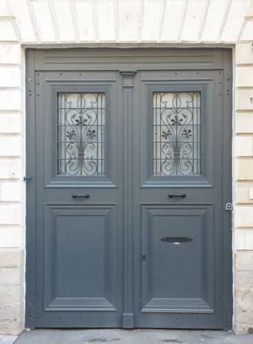 Porte d'entrée BOIS moderne sur briques - Orange Fenêtre