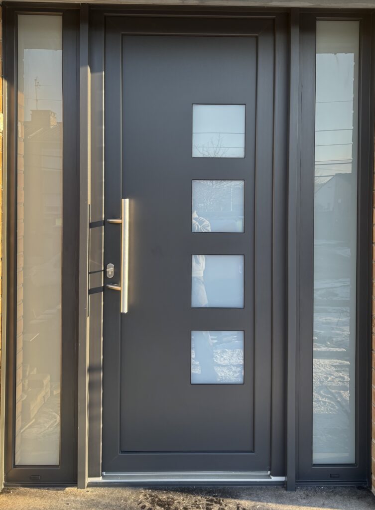 Halluin Porte PVC avec deux tierces vitrées